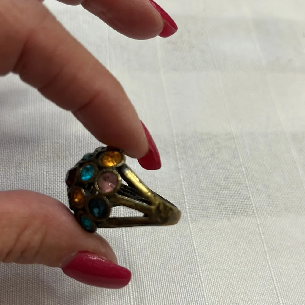 17 stones cluster multicolored statement or cocktail signed ring